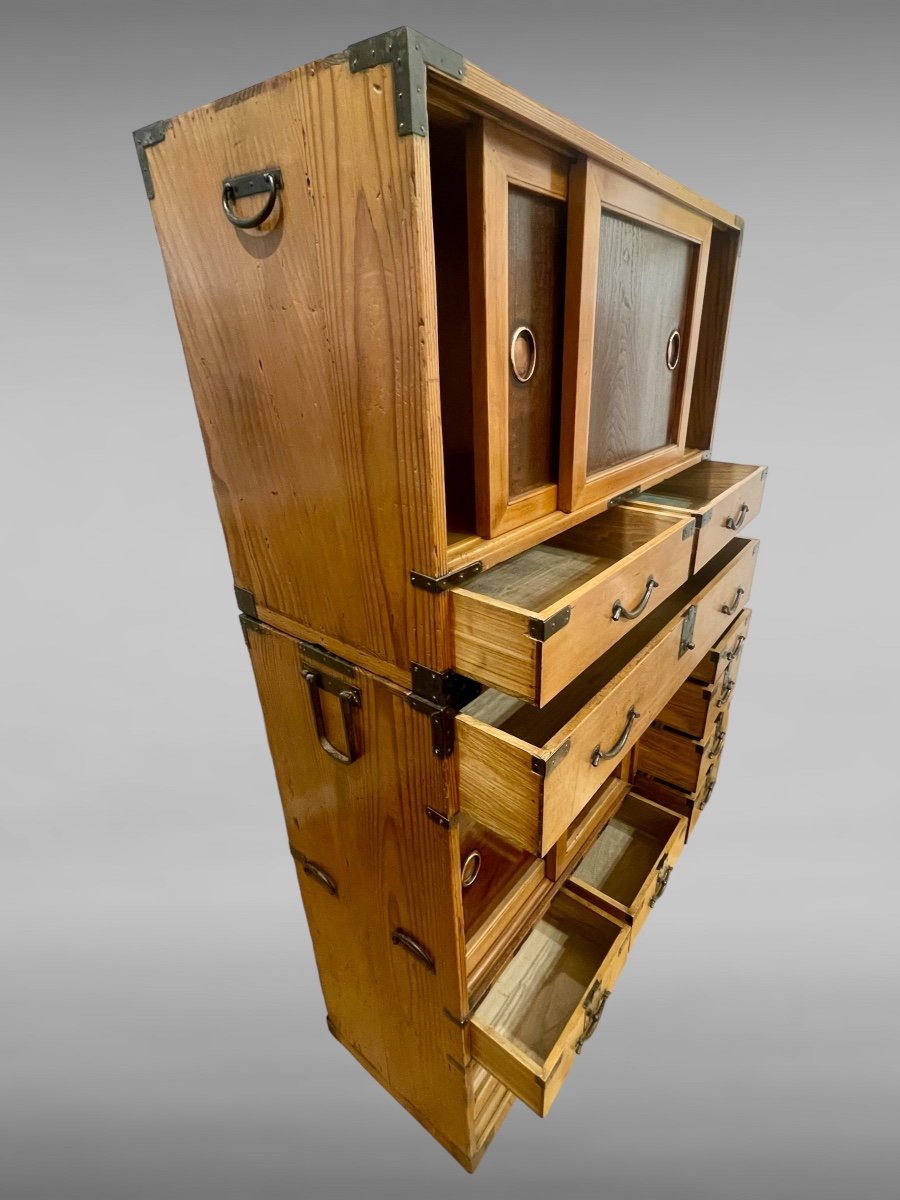 Important Kodansu Cabinet, Height: 164 Cm - Meiji Period (1868 - 1912).-photo-5
