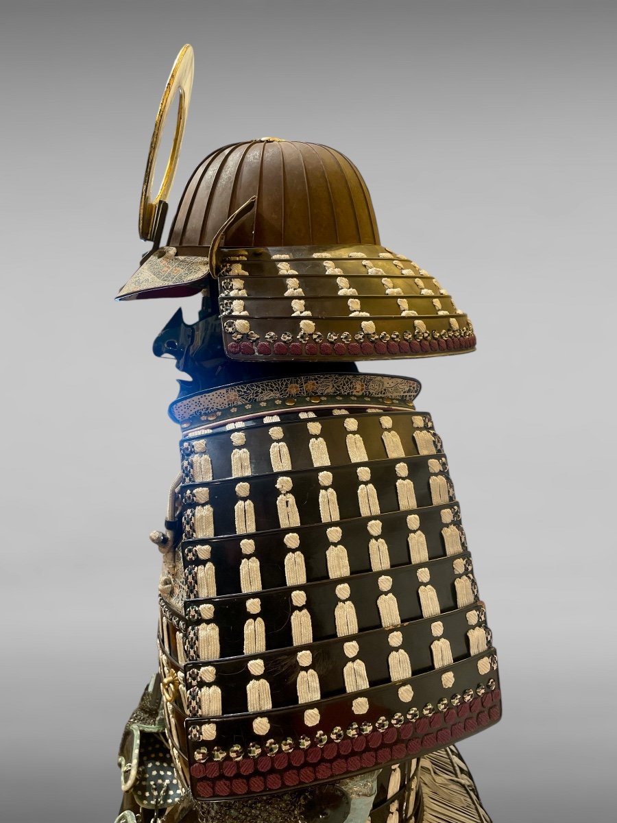 Full Samurai Armor - Edo Period (1603 - 1868).-photo-4