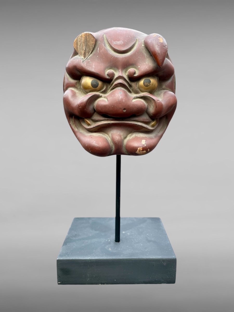 Maetate En Bois Sculpté Figurant Un Oni - Période Edo (1603 - 1868).