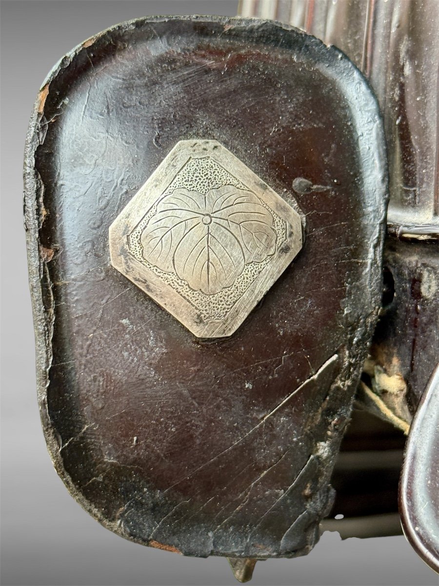 Kabuto De Samurai à 43 Lamelles En Fer Forgé Du Clan Matsunaga - Période Edo (1603-1868).-photo-3