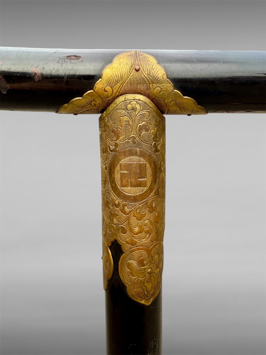 Important Kimonokake From The Hachikusa Clan - Edo Period (1603-1868).-photo-4