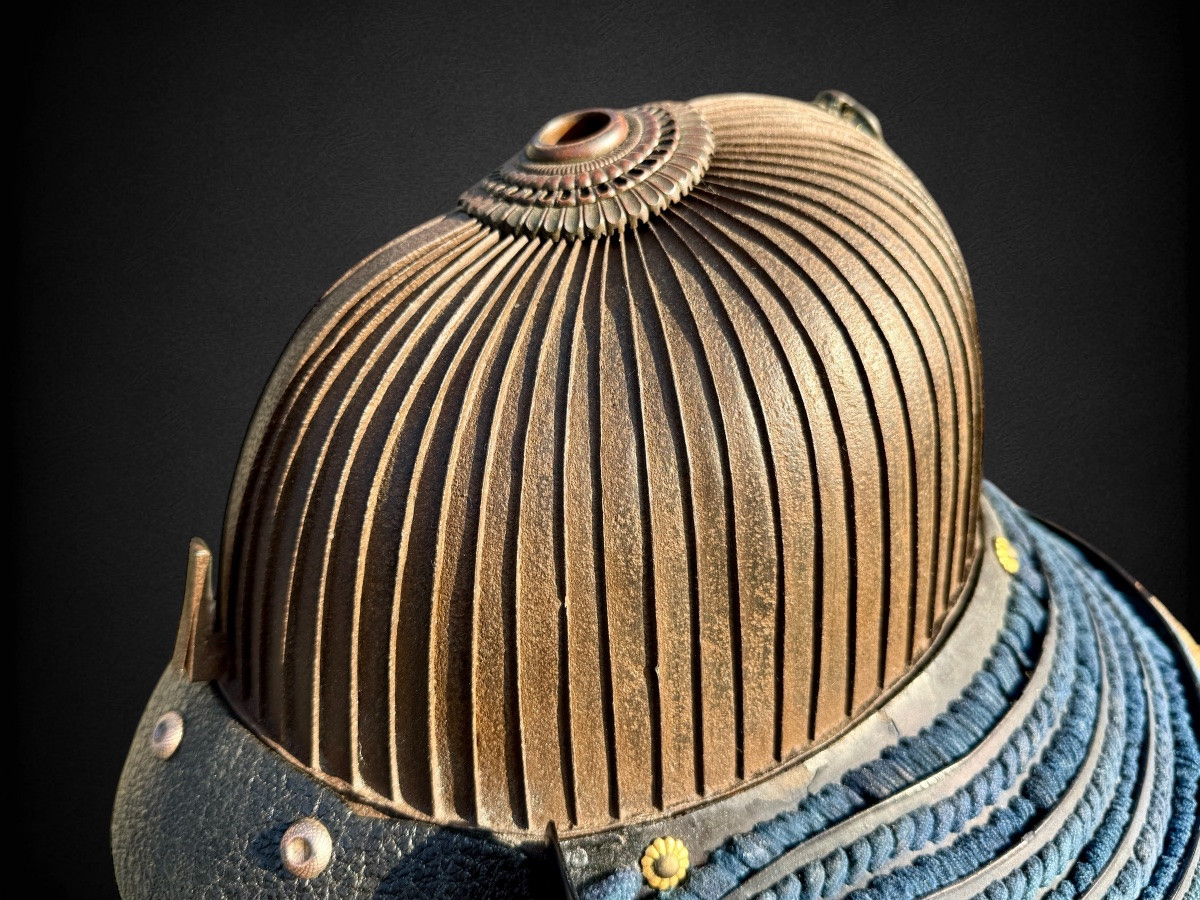 Kabuto De Samurai à 62 Lamelles En Fer Forgé - Période Edo (1603-1868).-photo-8