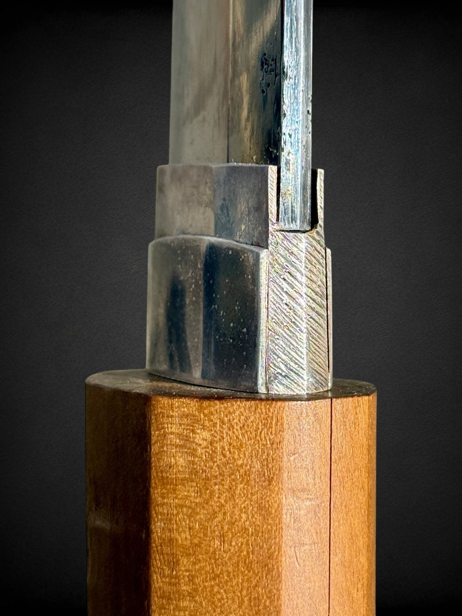 Japanese Katana Sword, Signed Kunishige - Early Edo (17th Century). -photo-4
