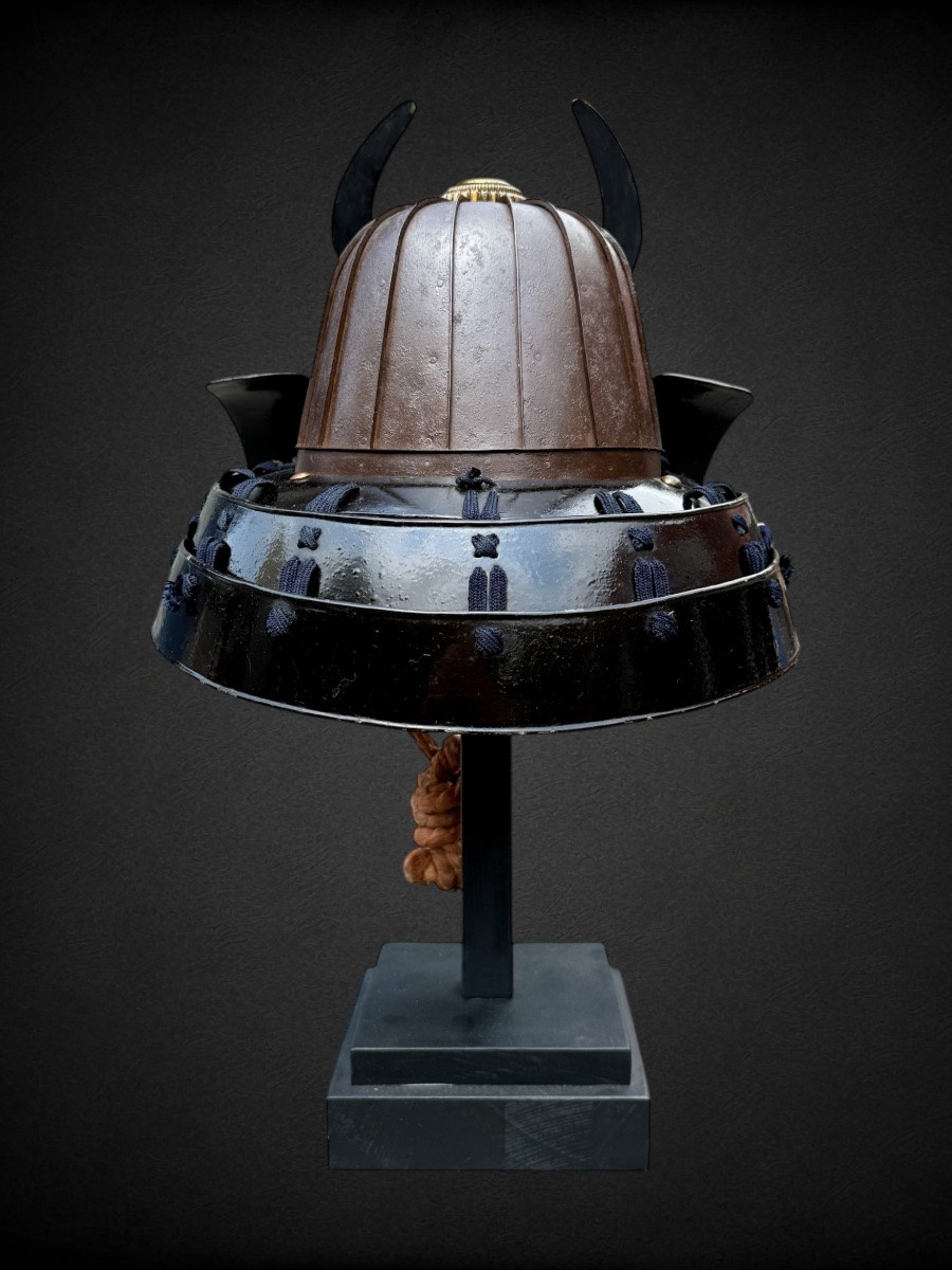 16-slat Wrought Iron Samurai Kabuto - Edo Period (1603-1868).-photo-1