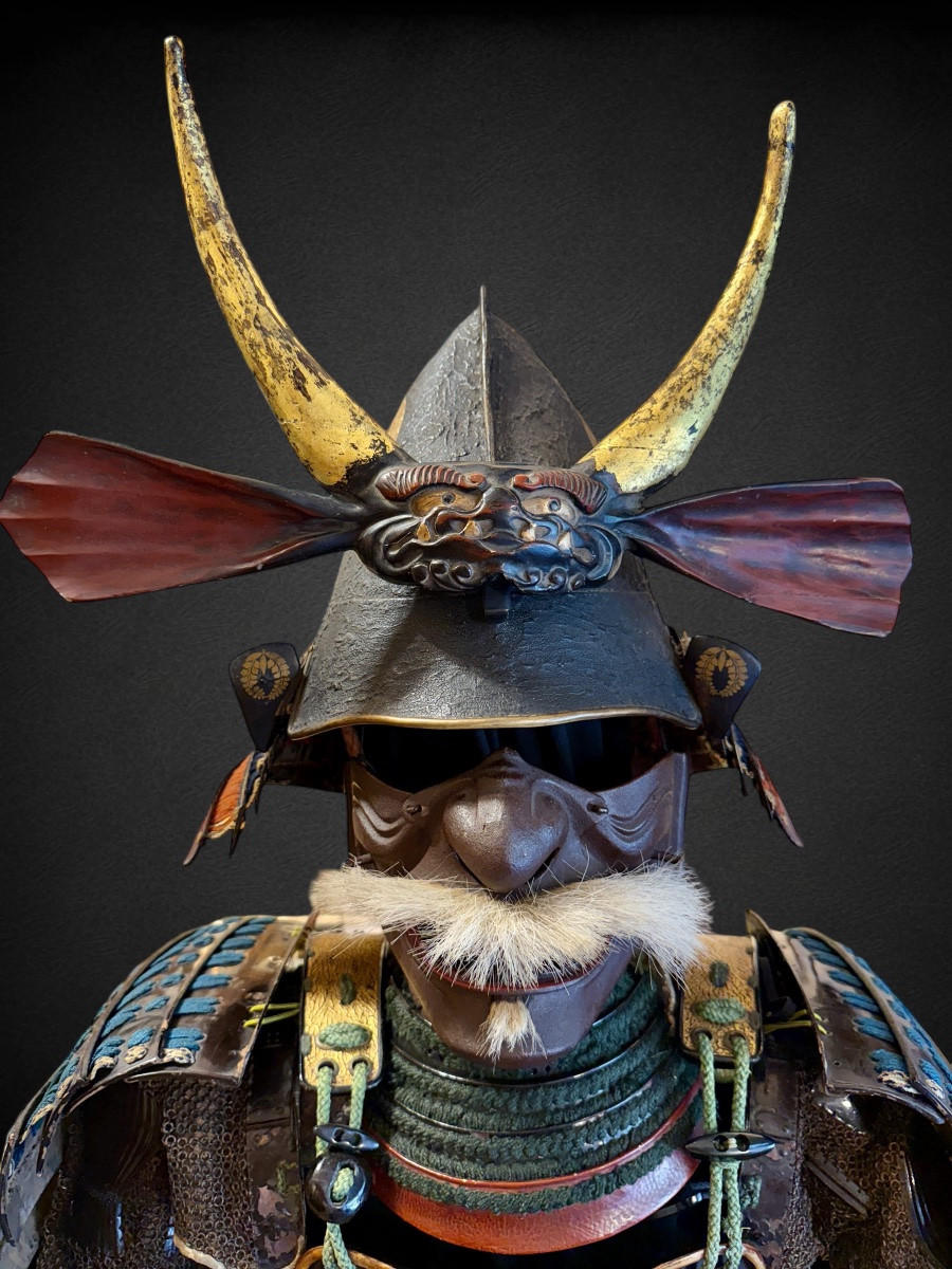 Full Samurai Armor - Edo Period (1603-1868).-photo-2