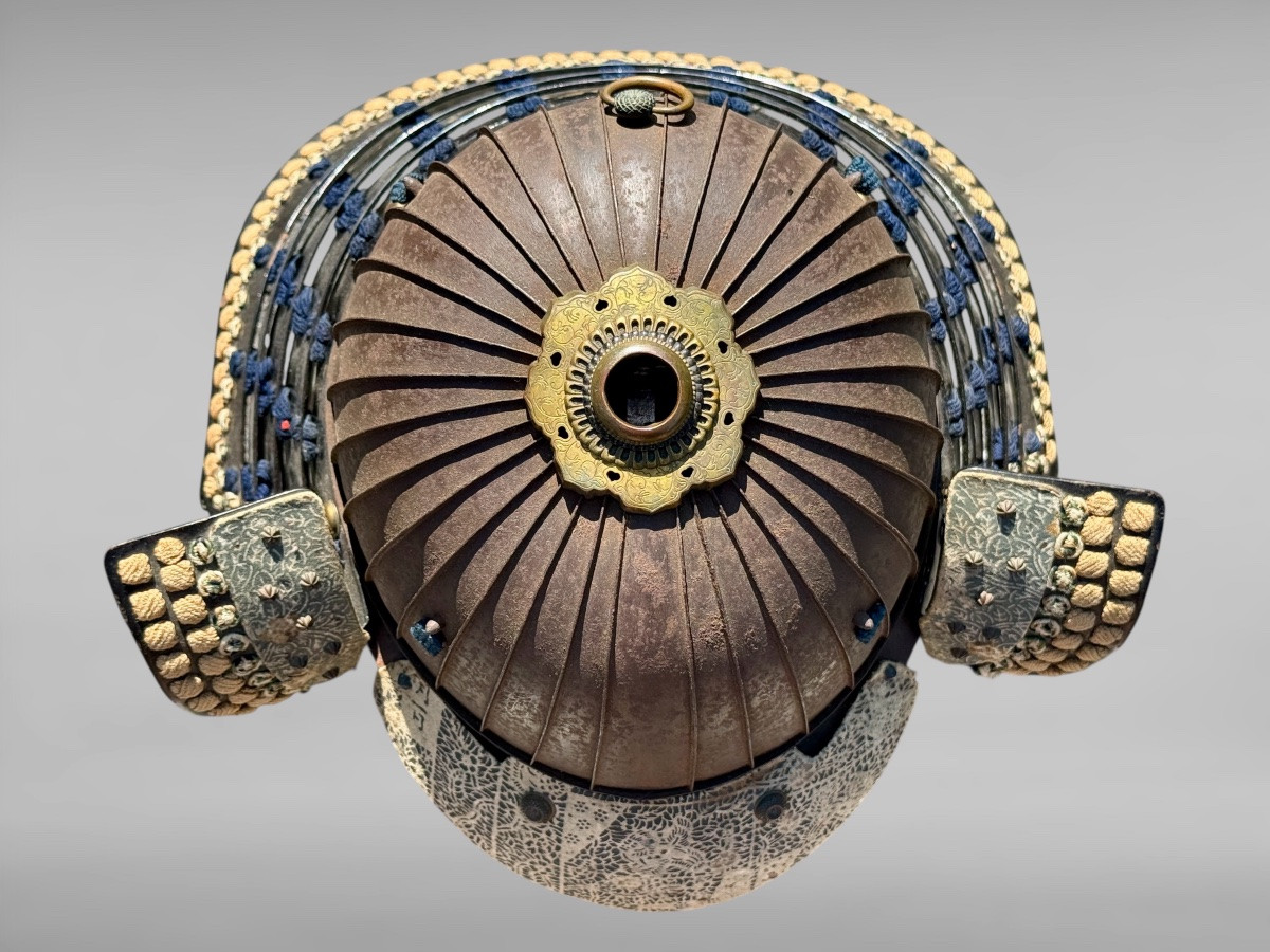 32-layer Wrought Iron Samurai Kabuto - Edo Period (1603-1868).-photo-7