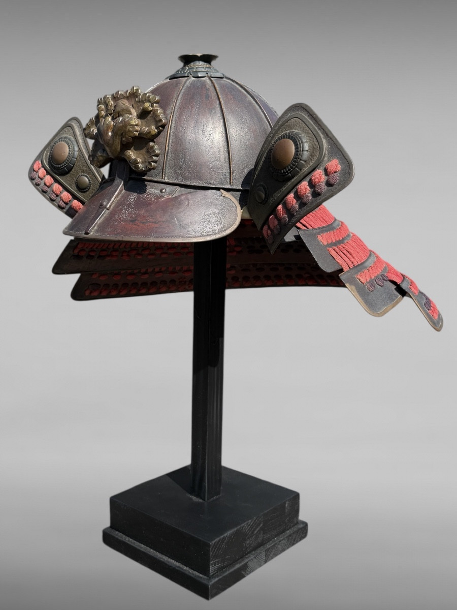 Rare Copper Lacquered Samurai Kabuto - Edo Period (1603-1868).