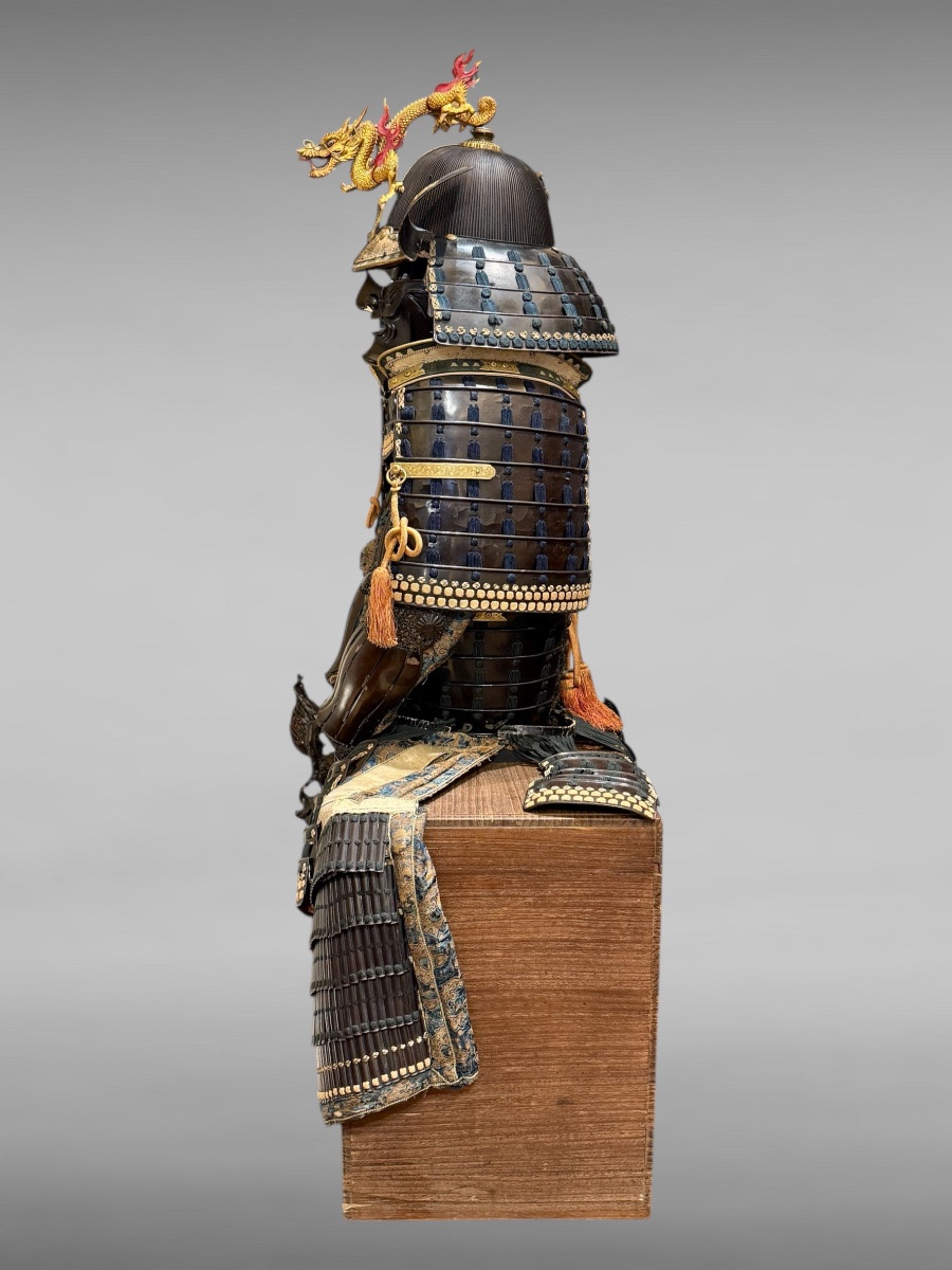 Asakura Clan Samurai Full Armor, 180-lamella Kabuto - Edo Period (1603-1868).-photo-3