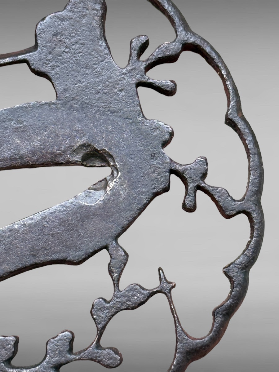 Iron Tsuba Kiku Gata With Plant Decoration - Edo Period - D. 7 Cm. -photo-4
