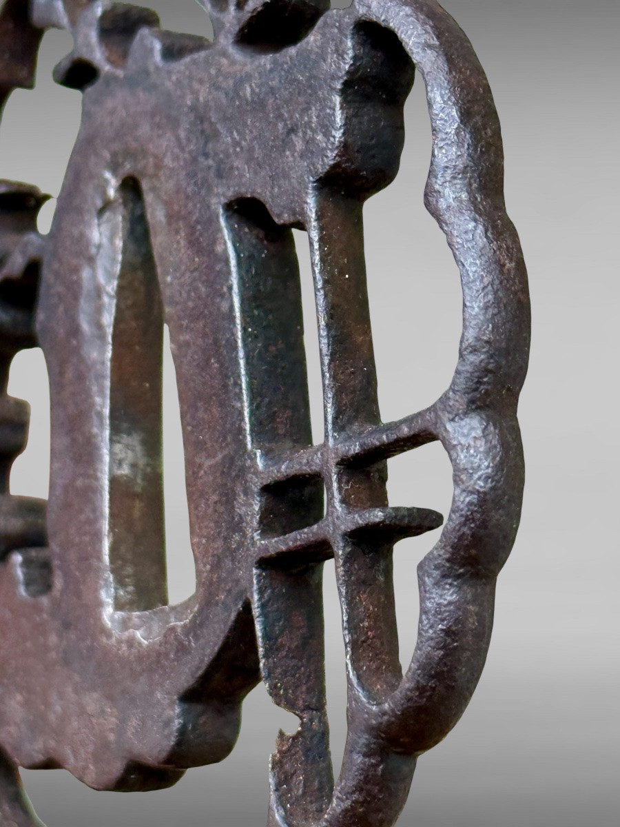 Iron Tsuba Kiku Gata With Plant Decoration - Edo Period - D. 7 Cm. -photo-6
