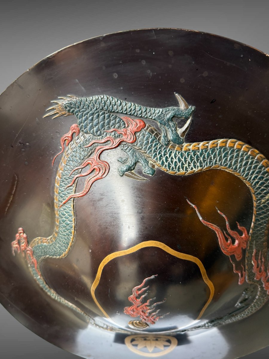 Jingasa japonais avec un dragon laque tres en relief Periode Edo-photo-2