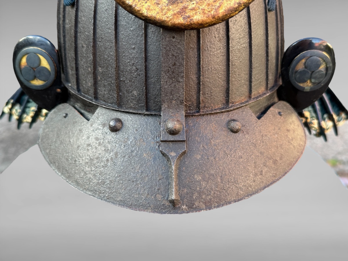 Kabuto De Samurai du clan Matsura à 32 Lamelles En Fer Forgé, signé - Période Edo (1603-1868).-photo-4