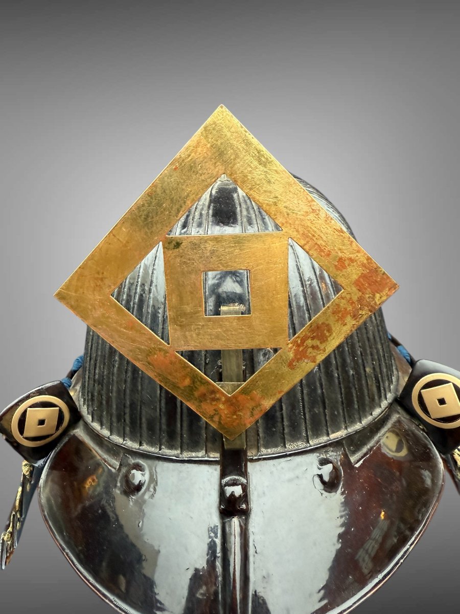 Samurai Kabuto With 62 Lacquered Wrought Iron Blades - Edo Period (1603-1868).-photo-2