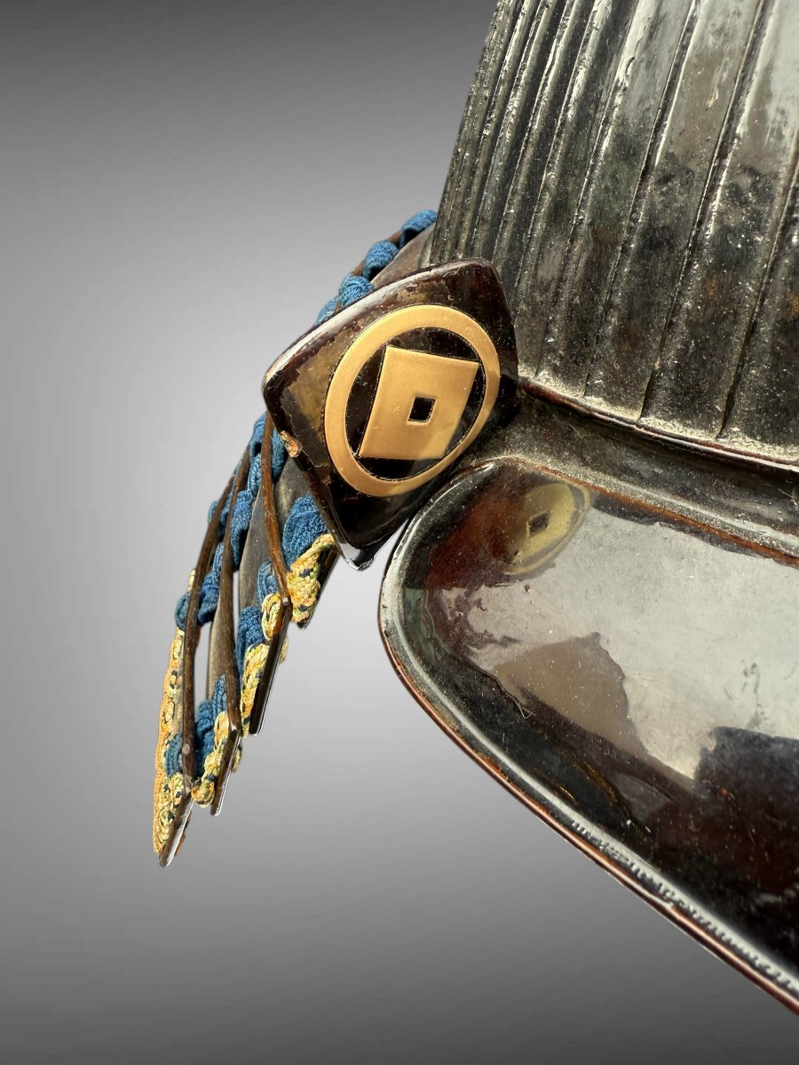 Samurai Kabuto With 62 Lacquered Wrought Iron Blades - Edo Period (1603-1868).-photo-4