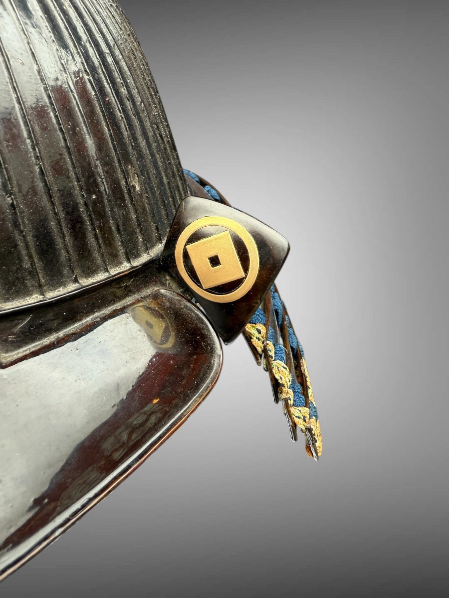 Samurai Kabuto With 62 Lacquered Wrought Iron Blades - Edo Period (1603-1868).-photo-5