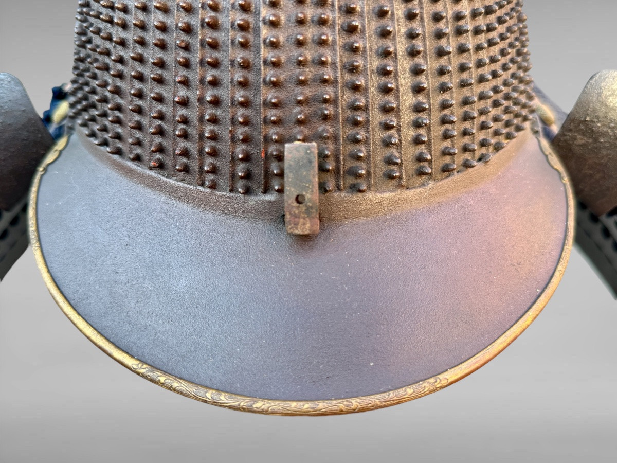 Kabuto De Samuraï à 62 Lamelles et 1674  rivets Fer Forgé, signé  Période Momoyama (1573-1603).-photo-2