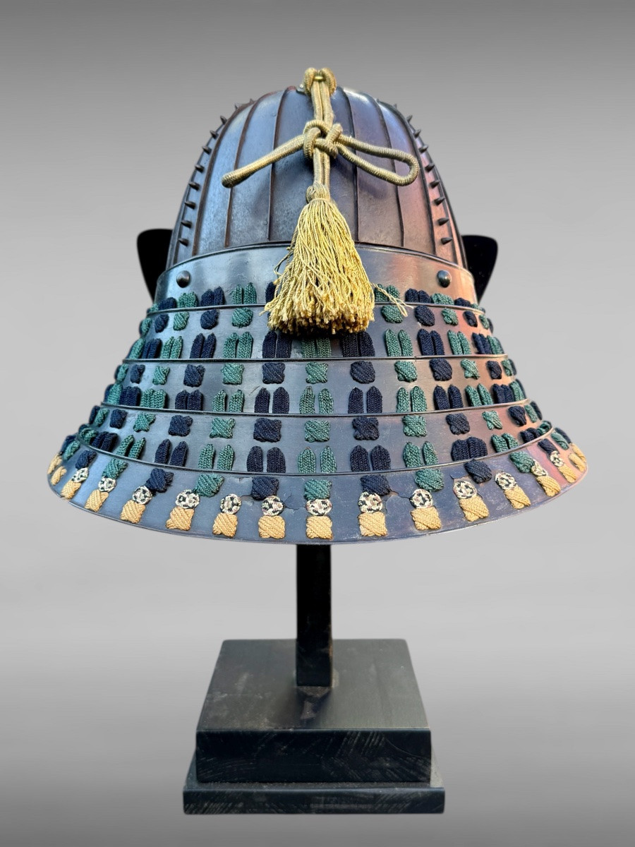 Kabuto De Samuraï à 22 Lamelles En Fer Forgé - Période Edo (1603-1868).-photo-1