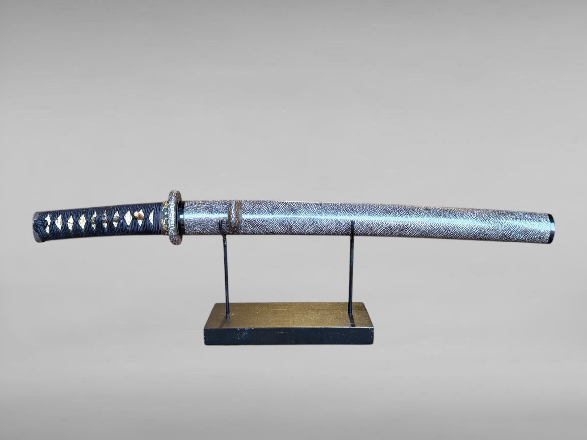Tanto Japonais de samuraï -Saya en galuchat  Période Edo (1603-1868).