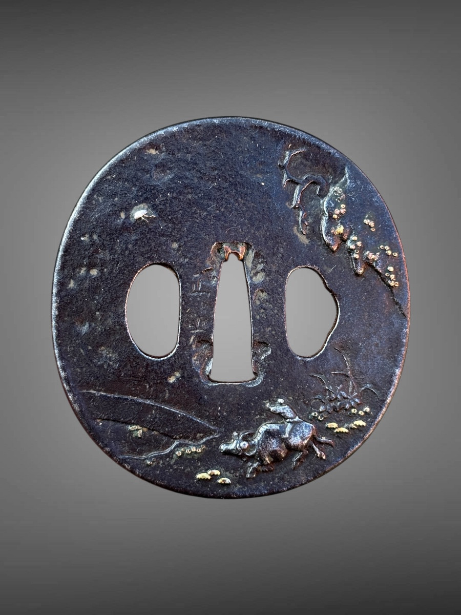 Tsuba Nagamaru-gata In Iron, Edo Period (1603-1868).