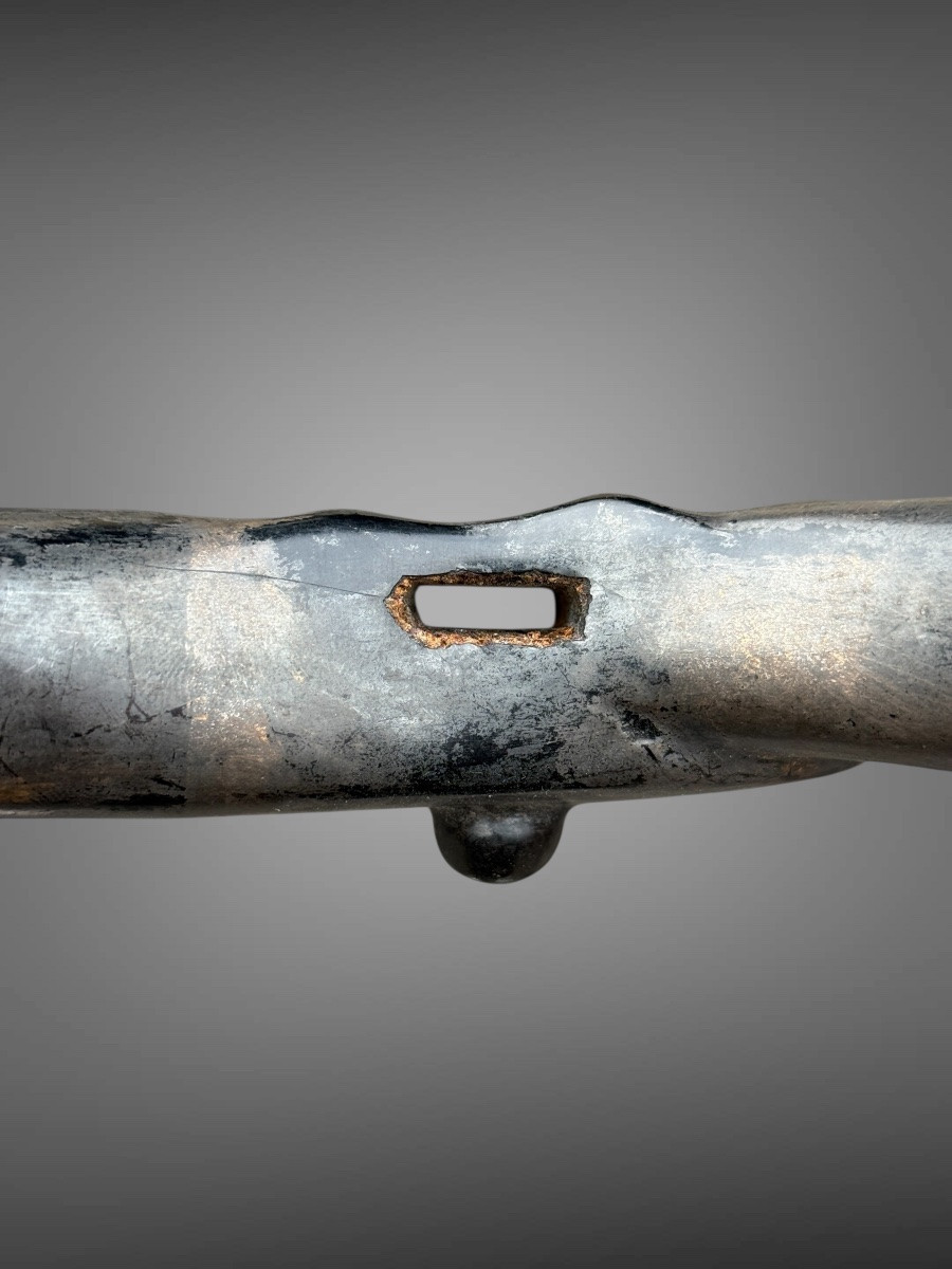 Carved Wooden Maetate Depicting A Pair Of Tongs - Edo Period (1603 - 1868).-photo-4