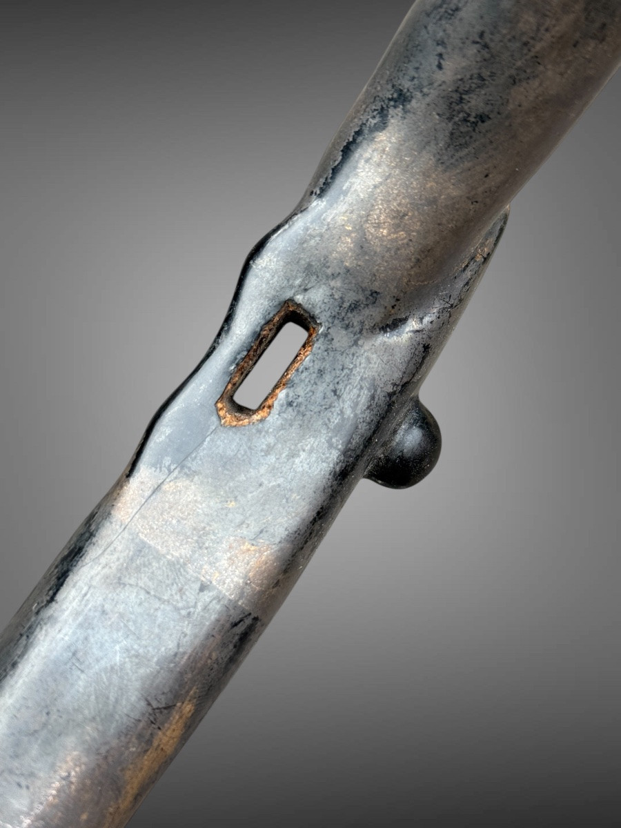 Carved Wooden Maetate Depicting A Pair Of Tongs - Edo Period (1603 - 1868).-photo-2