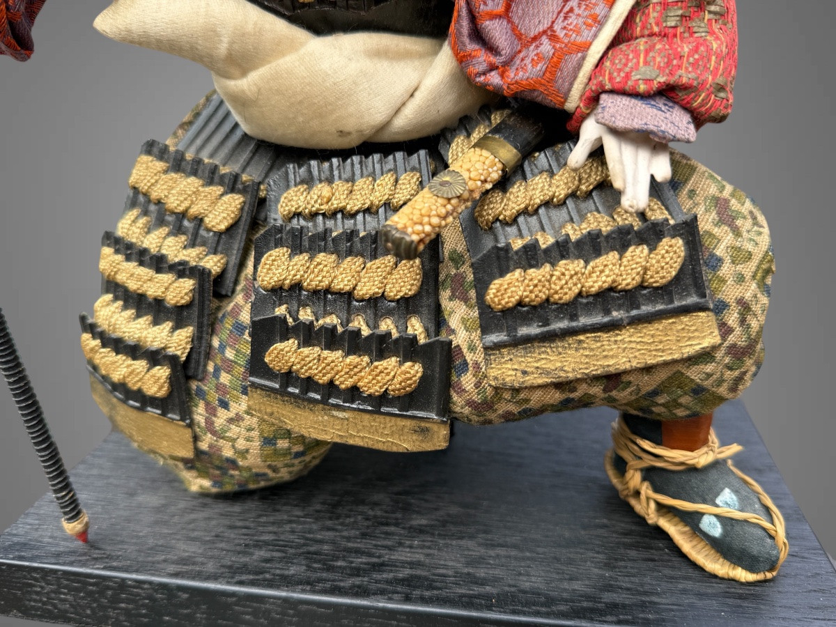 Poupée Musha Ningyô Figurant un écuyer - Période Showa (1926-1989).-photo-6