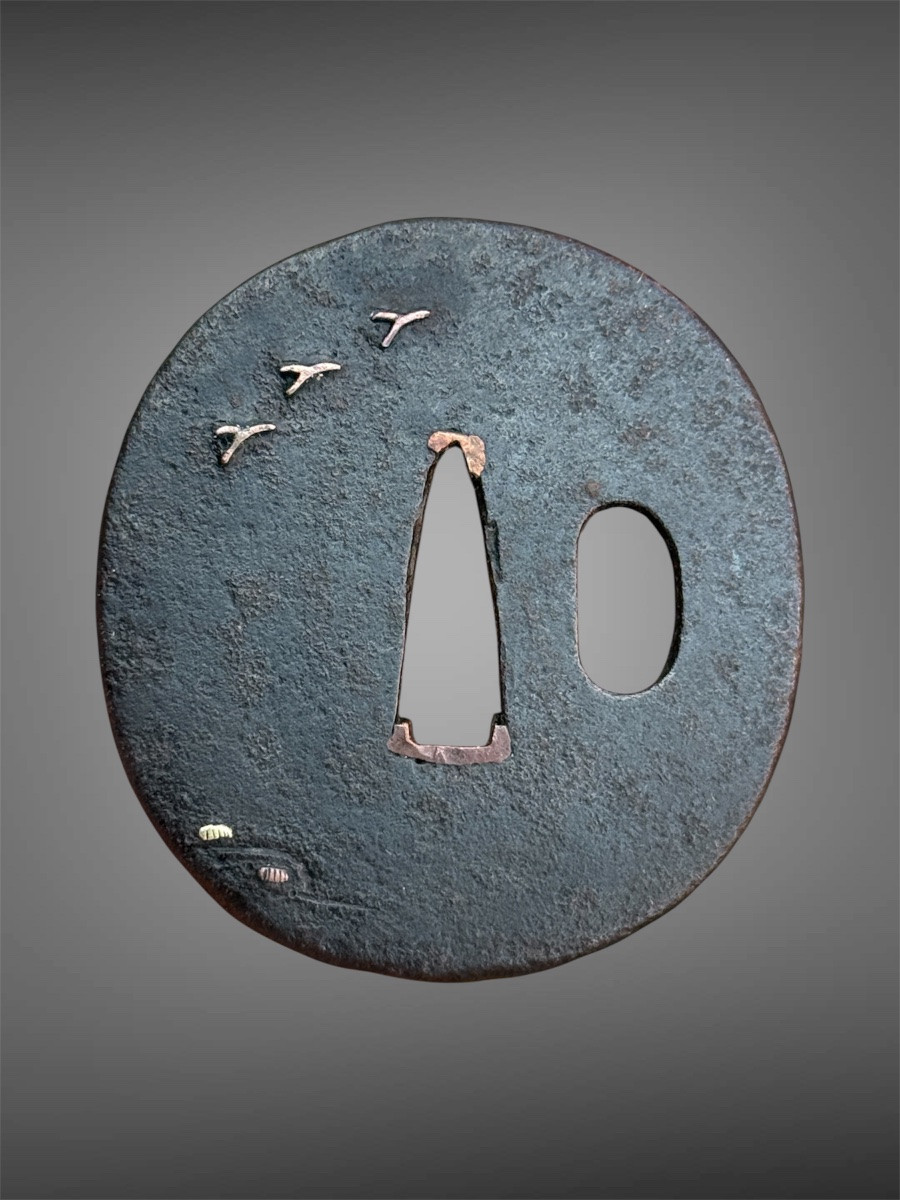 Iron Tsuba Nara-maru-gata Depicting A Tile Under The Moon - Edo Period (1603-1868).-photo-2