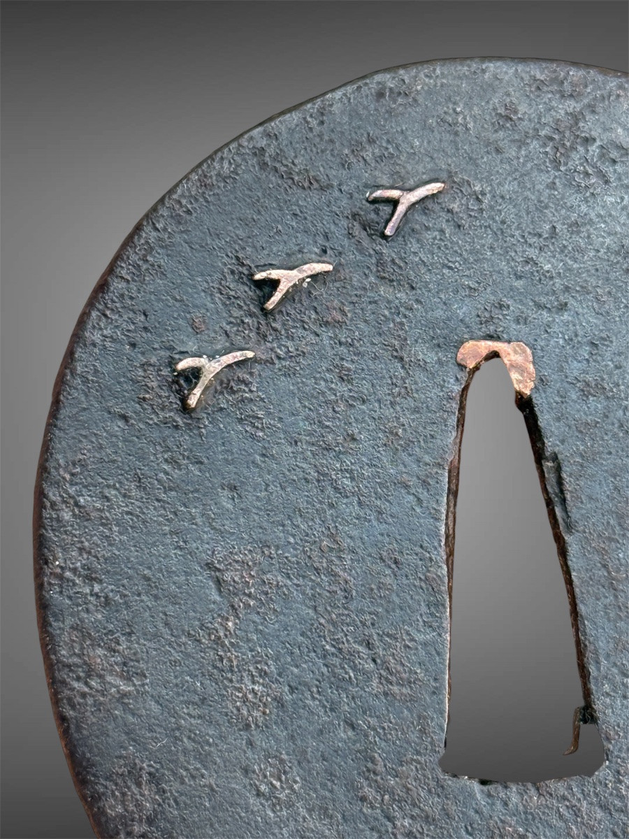 Iron Tsuba Nara-maru-gata Depicting A Tile Under The Moon - Edo Period (1603-1868).-photo-1