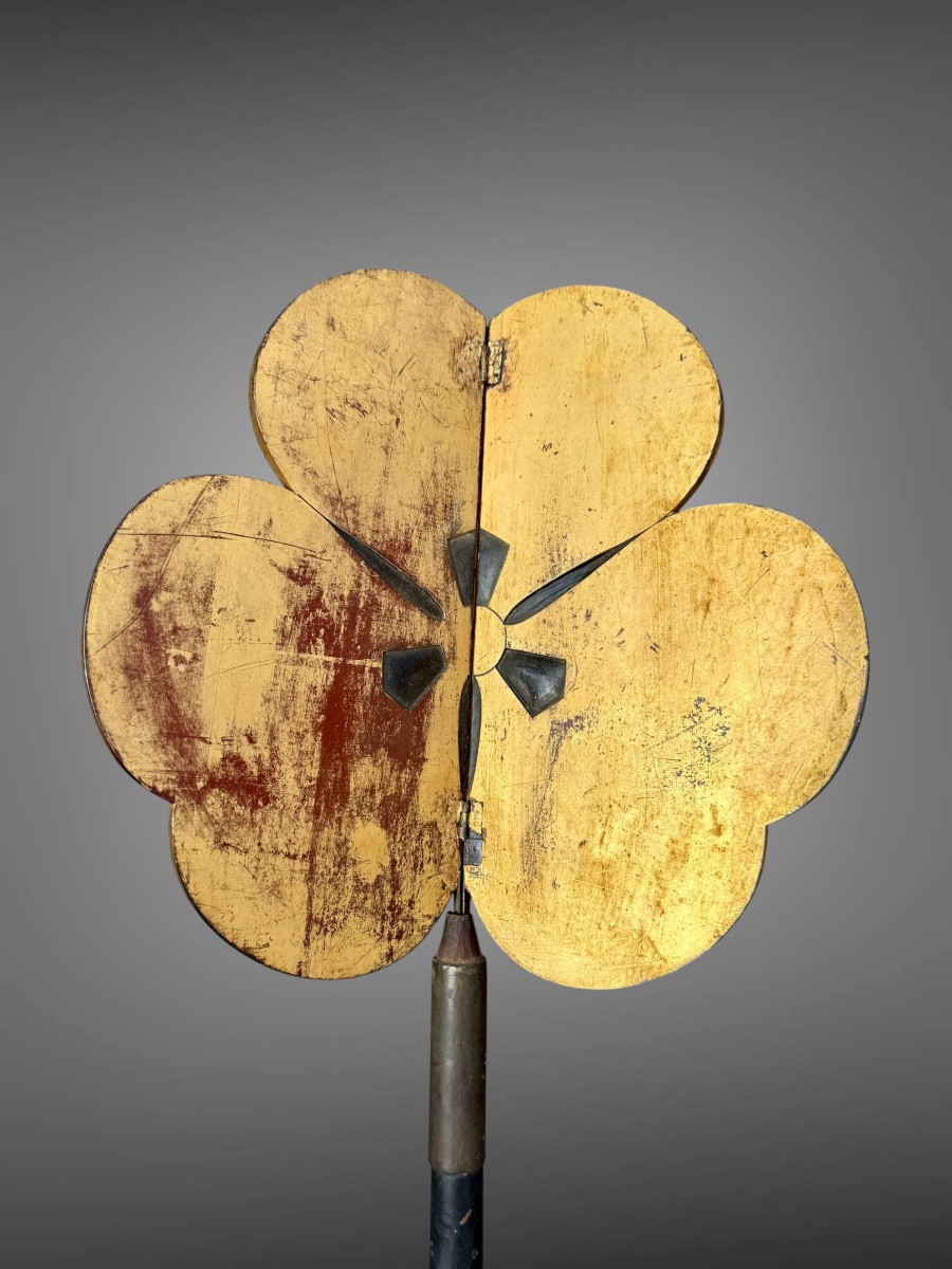 Element sommital de sashimono du clan Mimura - Période Edo (1603-1868).-photo-1