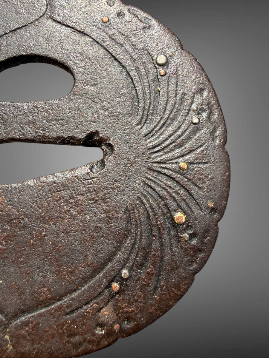 Wrought-iron Tsuba Maru-gata With Stylized Plant Motifs - Edo Period (1603-1868).-photo-2