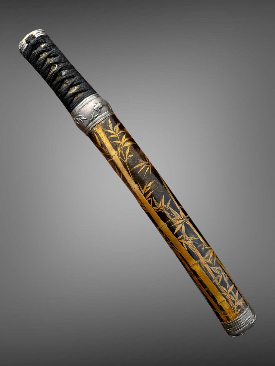  Tanto de samuraï, monture en argent et soya laquée - Période Edo (1603-1868).-photo-2