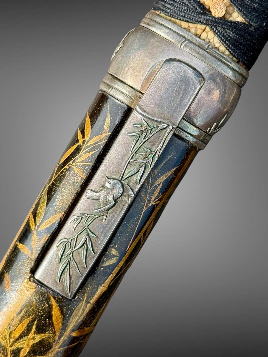  Tanto de samuraï, monture en argent et soya laquée - Période Edo (1603-1868).-photo-1