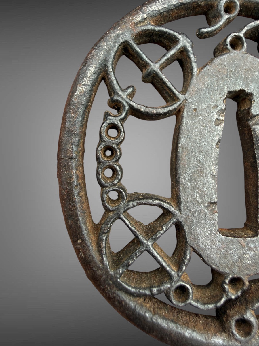 Openwork Wrought-iron Tsuba Maru-gata With Horse Bits - Edo Period (1603-1868).-photo-1