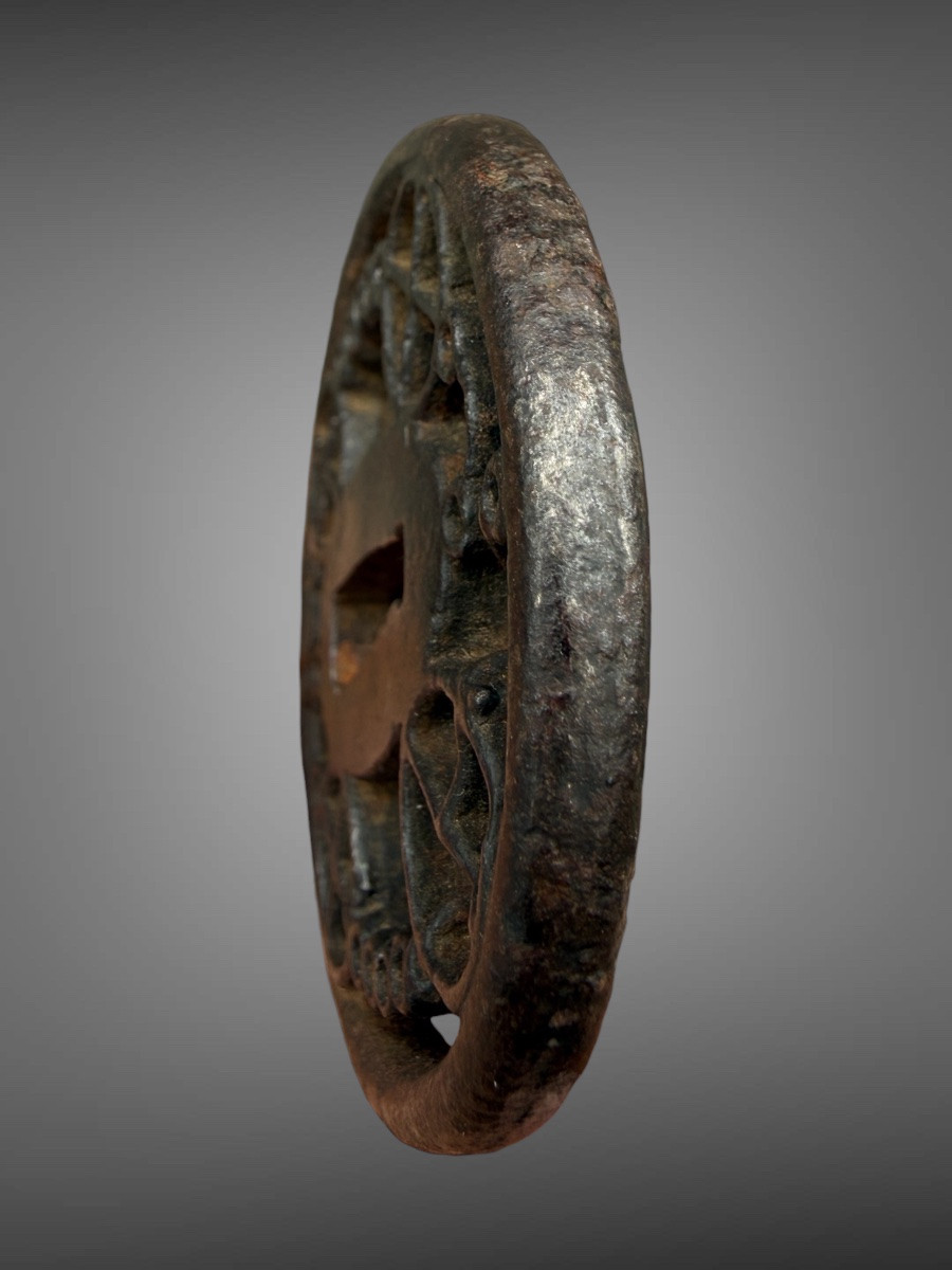 Openwork Wrought-iron Tsuba Maru-gata With Horse Bits - Edo Period (1603-1868).-photo-5
