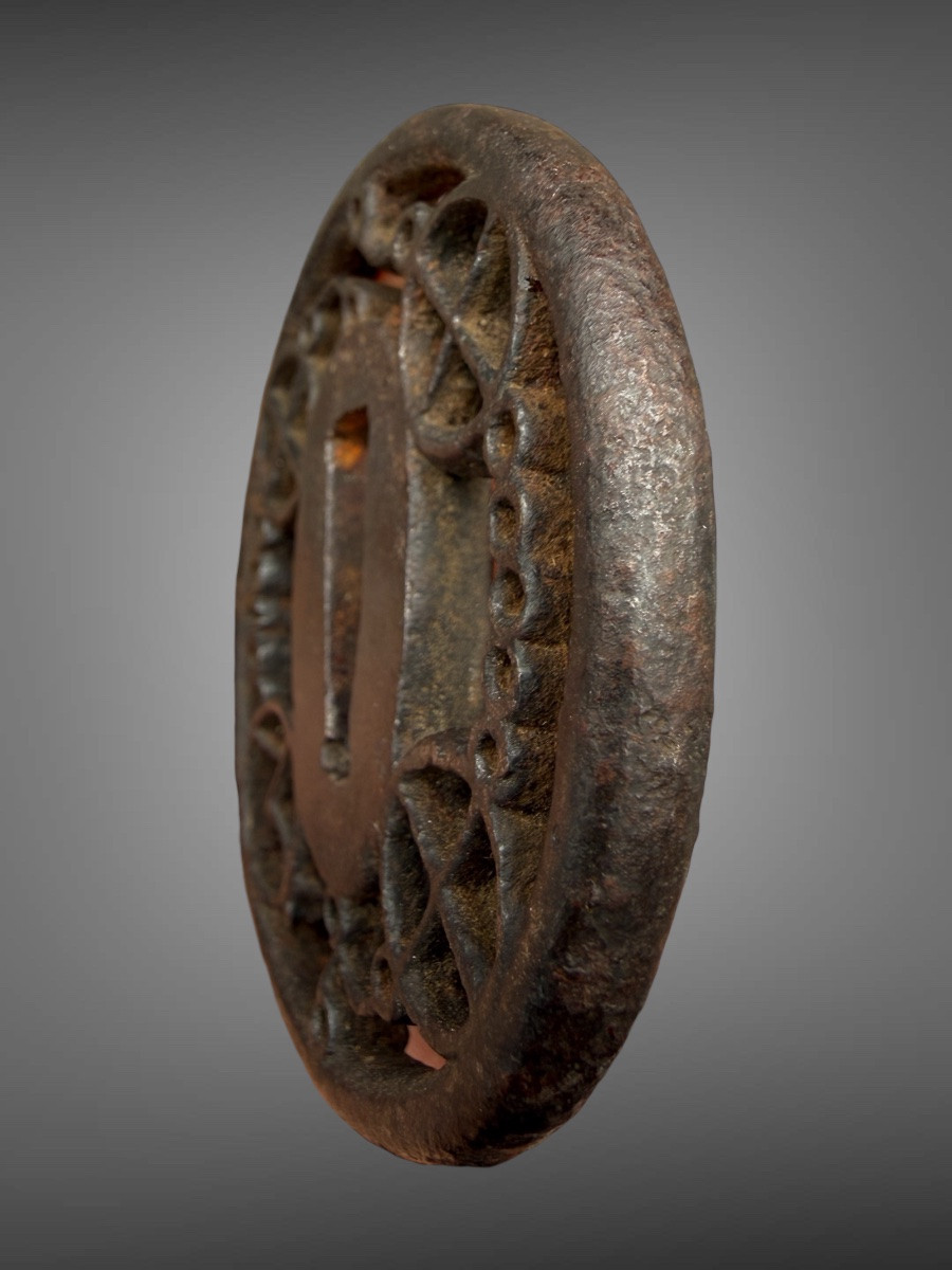Openwork Wrought-iron Tsuba Maru-gata With Horse Bits - Edo Period (1603-1868).-photo-6