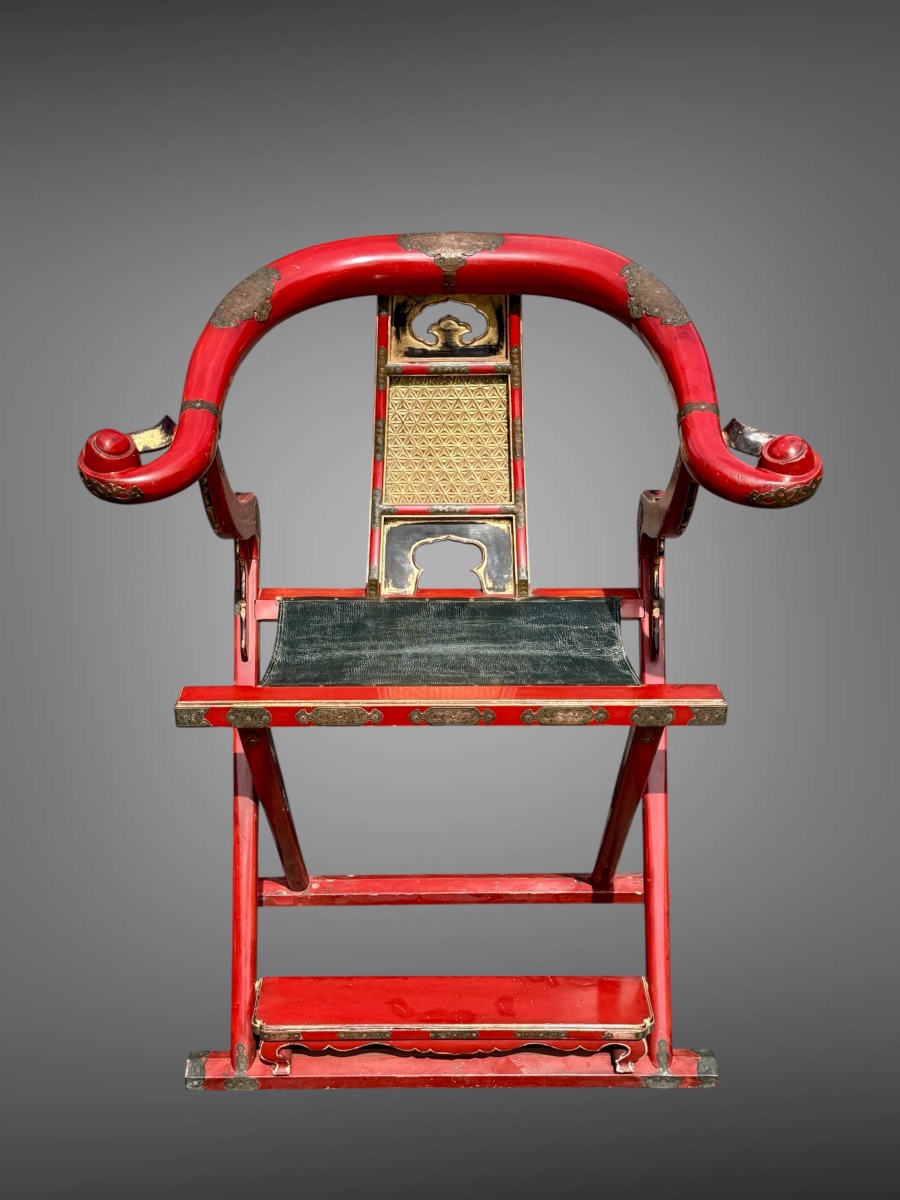 Temple Folding Armchair - Meiji Period (1868-1912).