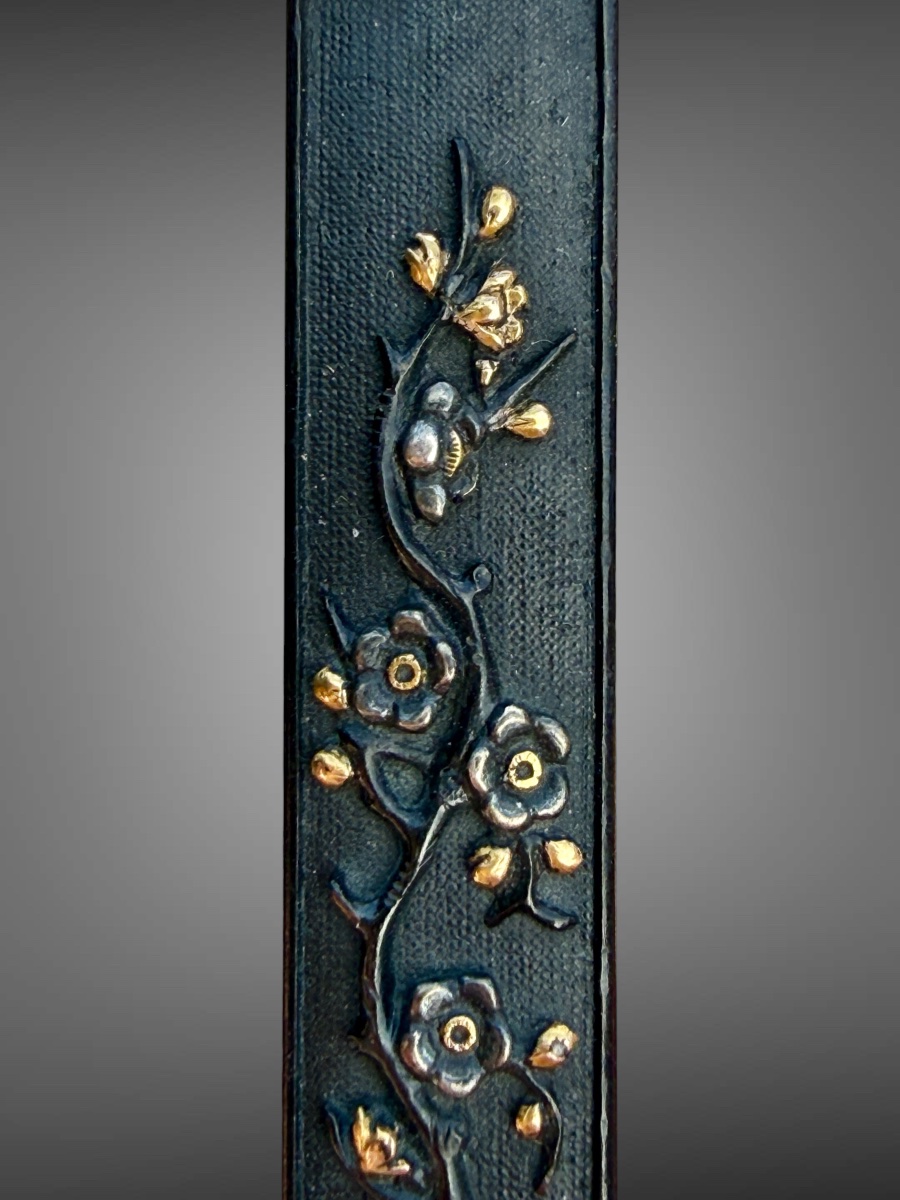 Shakudo Kogai Decorated With A Plum Blossom Branch, With Nbthk Certificate - Edo.-photo-3