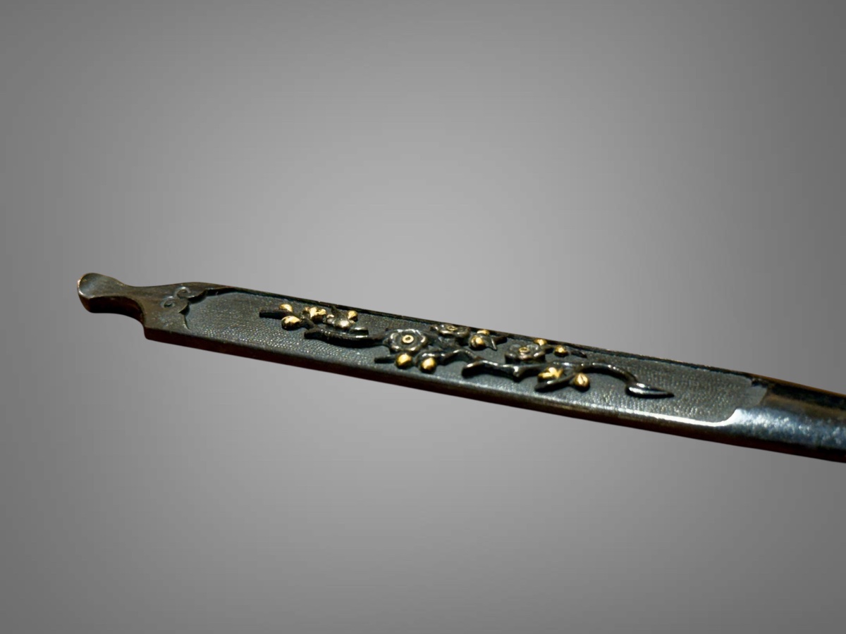 Shakudo Kogai Decorated With A Plum Blossom Branch, With Nbthk Certificate - Edo.-photo-4