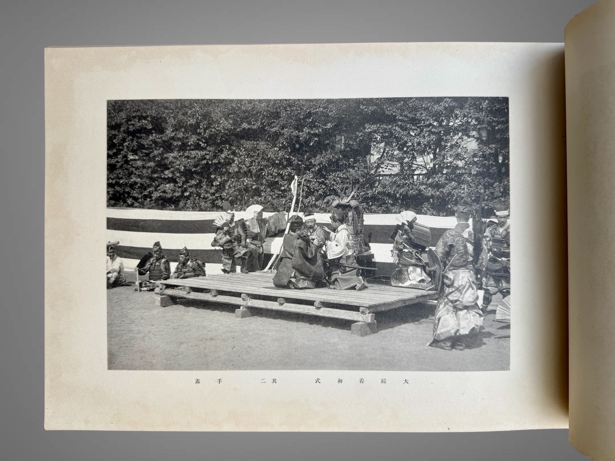  Japanese Book Of Samurai Photographs, Published In 1910.-photo-2