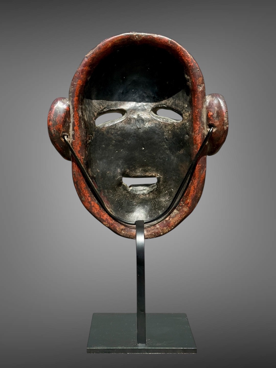 Lacquered Papier-mâché Noh Theater Mask - Edo Period (1603-1868).-photo-4