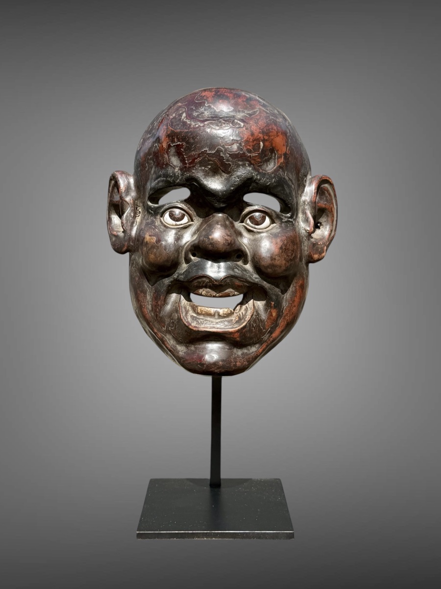 Lacquered Papier-mâché Noh Theater Mask - Edo Period (1603-1868).