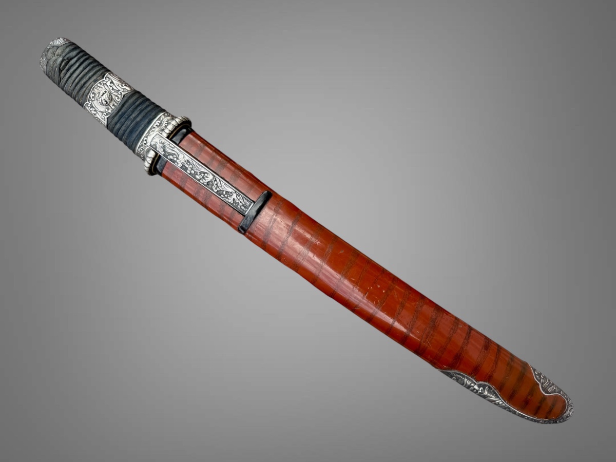 Japanese Wakizashi Sword, Silver Mountings, Blade Signed Tadaaki—edo Period (1603–1868).-photo-2