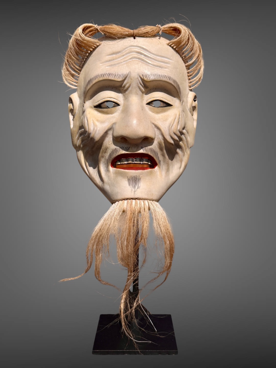 Masques De Théâtre Nô figurant un vieillard - Période Showa (1912-1989). 