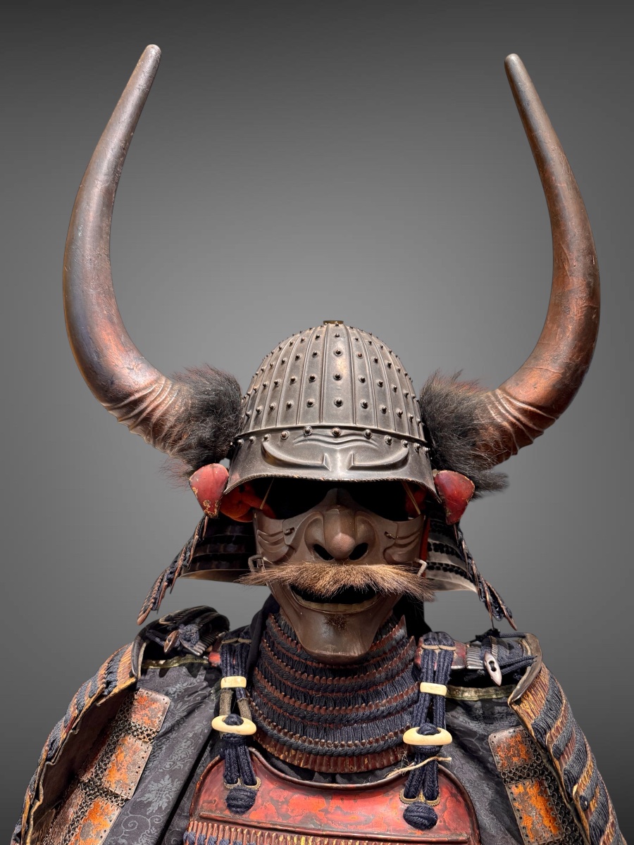 Complete Samurai Armor - Edo Period (1603–1868).-photo-2