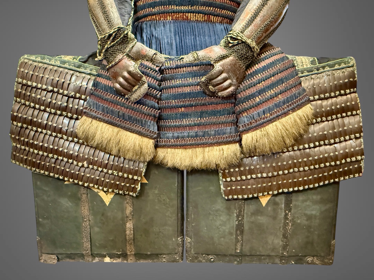 Complete Samurai Armor - Edo Period (1603–1868).-photo-4