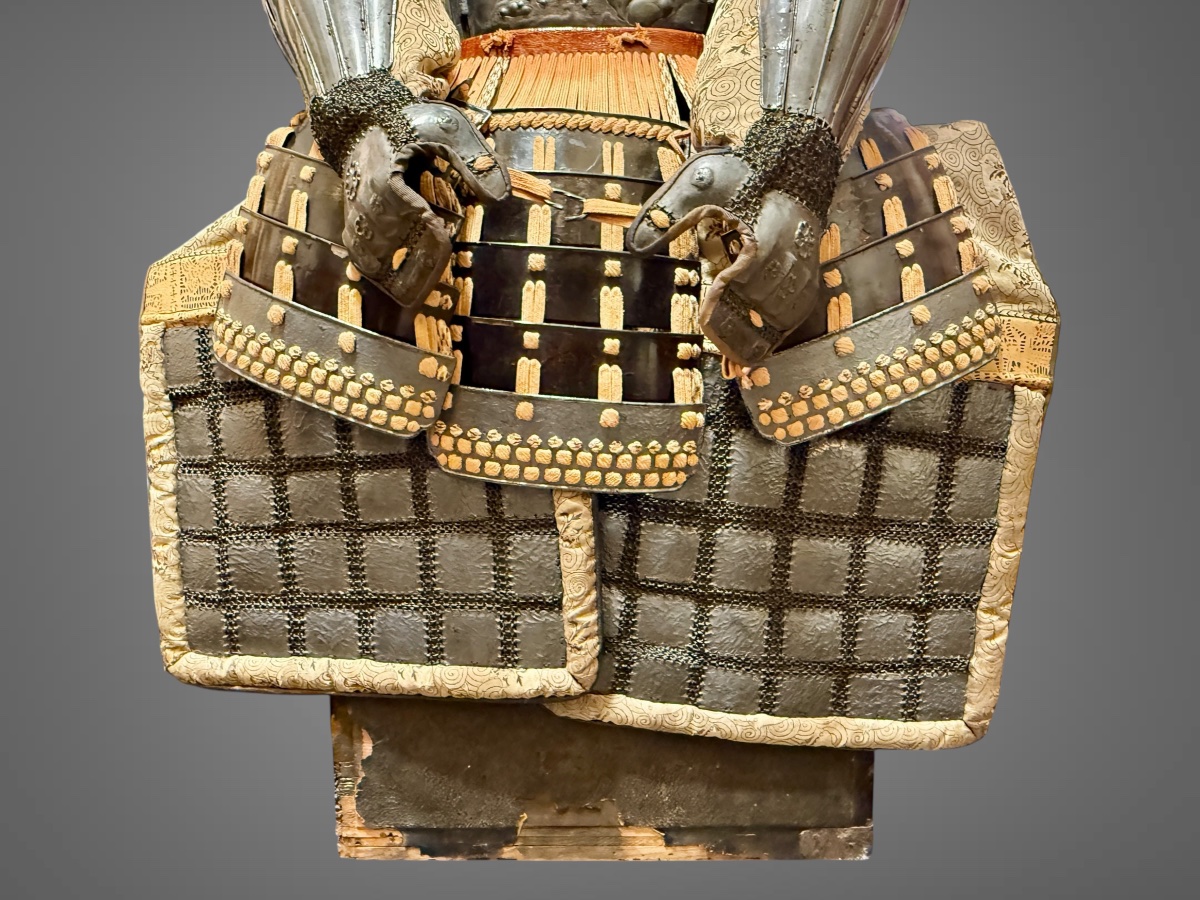 Complete Samurai Armor - Edo Period (1603–1868).-photo-3