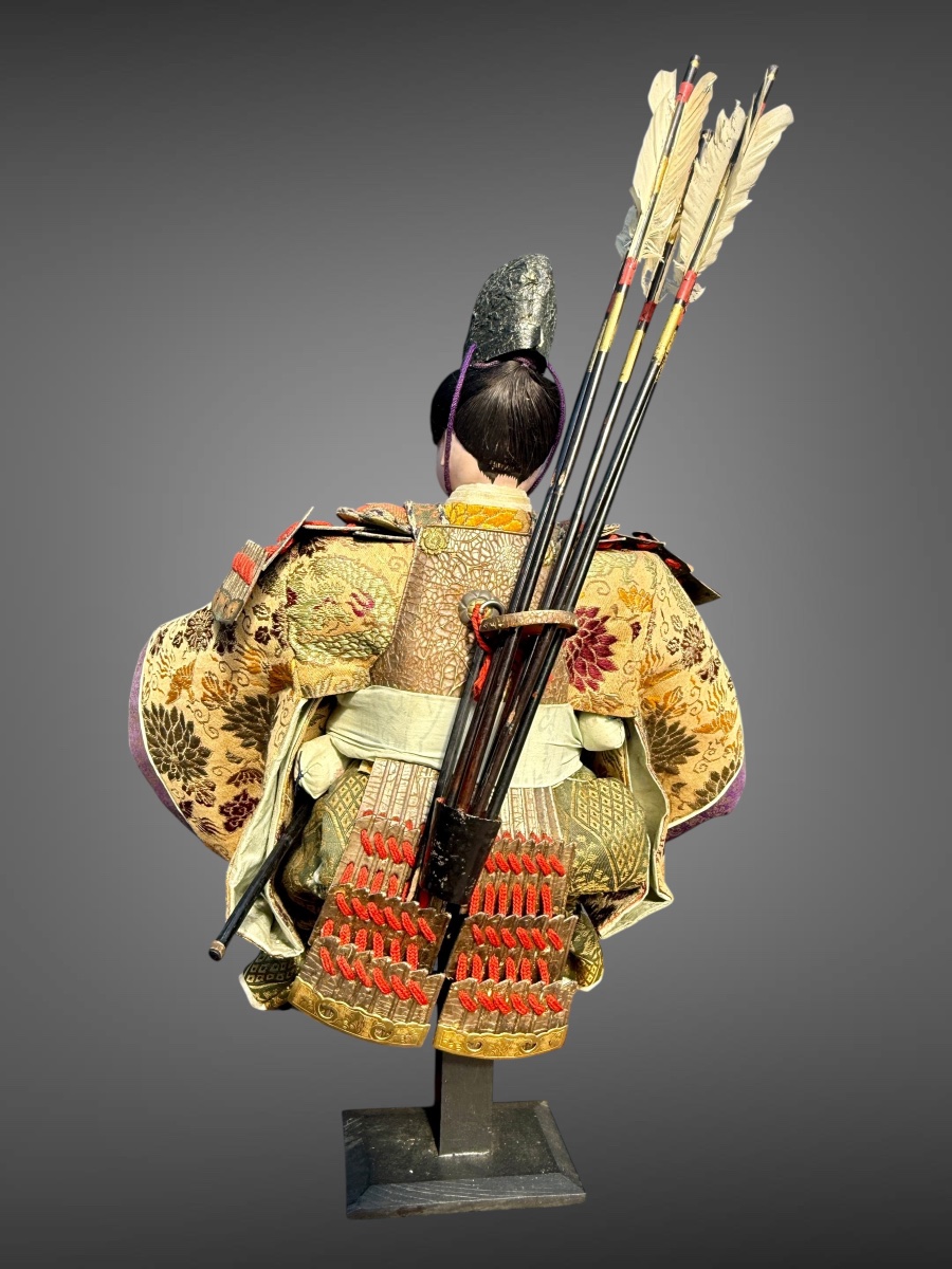 Ensemble de deux poupées Musha Ningyô Figurant un Samuraï et son écuyer - Période Meiji. -photo-2