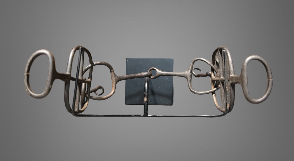 Wrought-iron "kutsuwa" Horse Bit—edo Period (1603–1868).-photo-3