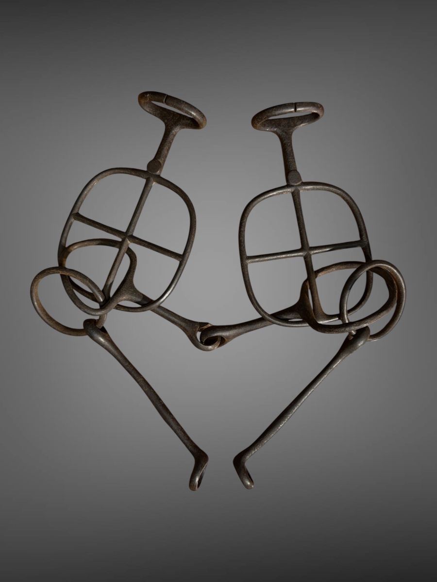 Wrought-iron "kutsuwa" Horse Bit—edo Period (1603–1868).-photo-5
