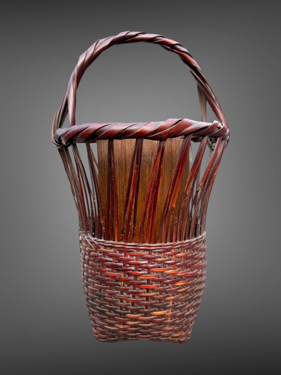 Signed Hanakago Basket For Ikebana—height: 33 Cm—meiji Period (1868–1912).